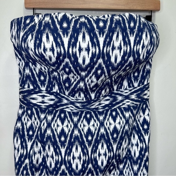 Banana Republic Strapless Ikat Dress Size 8 - Picture 4 of 12